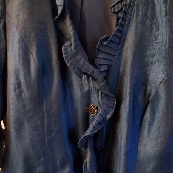 R&M Richard women's blouse pre-owned - Picture 3 of 6